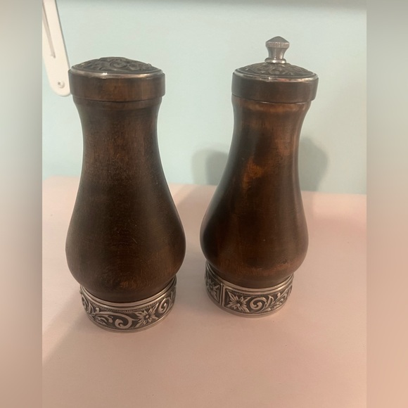 Vintage Wood & Pewter Salt Shaker and Pepper Shaker. - Picture 1 of 4